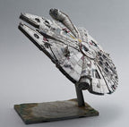 NAVA SMILLENNIUM FALCON - REVELL (RV01211)