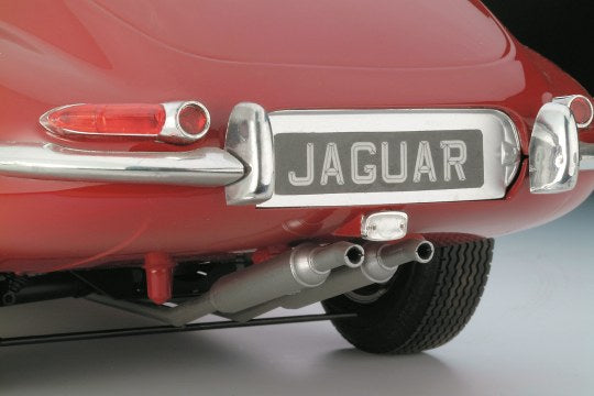 AUTOMACHETA JAGUAR E-TYPE - REVELL (RV07717)