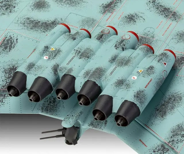 AEROMODEL AR555 (P-SERIES) - REVELL (RV03790)