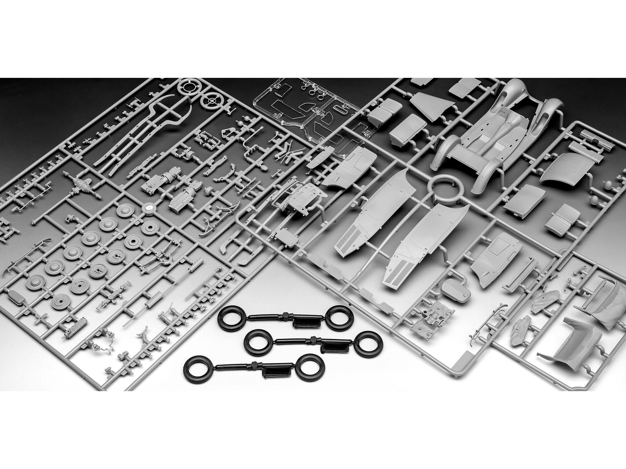 AUTOMACHETA TYP 320 (W142) CABRIOLET - REVELL (RV03354)