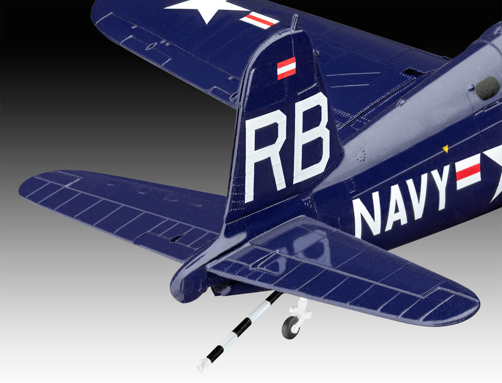 FLYNG BULLS 25TH ANNIVERSARY F4U-4 CORSAIR - REVELL (RV05641)