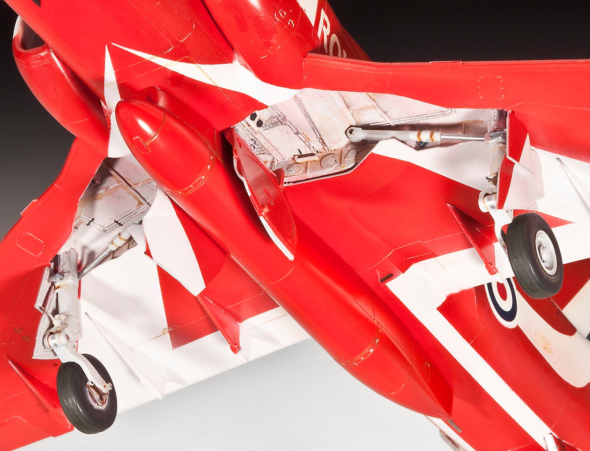 AEROMODEL BAE HAWK T.1A RAF RED ARROWS - REVELL (RV04284)