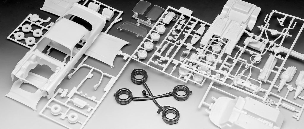 AUTOMACHETA CHEVY CAMARO Z/28: STRANGER THINGS - REVELL (RV07728)