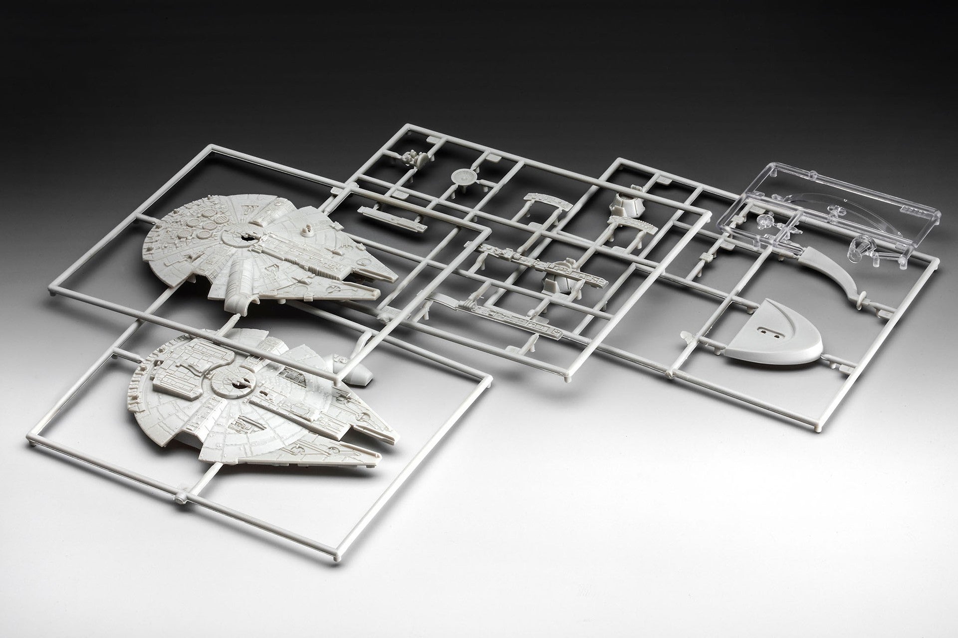 MILLENNIUM FALCON - REVELL (RV3600)