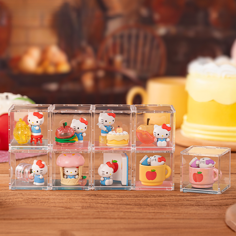 HELLO KITTY - FIGURINA ASCUNSA IN CUTIE, 4.5 CM, BIG APPLE WORKSHOP - FAMOSA (24WH-007)