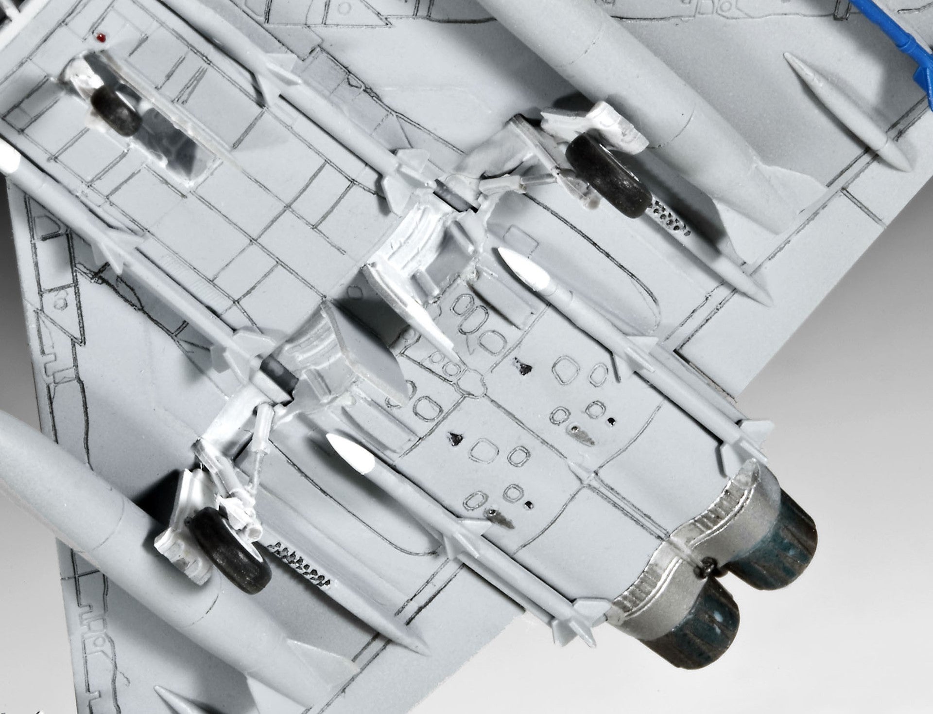 EUROFIGHTER TYPHOON (SINGLE SEATER) - REVELL (RV4282)