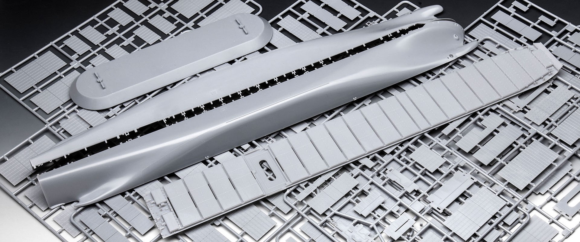 CONTAINER SHIP "COLOMBO EXPRESS" - REVELL (RV5152)