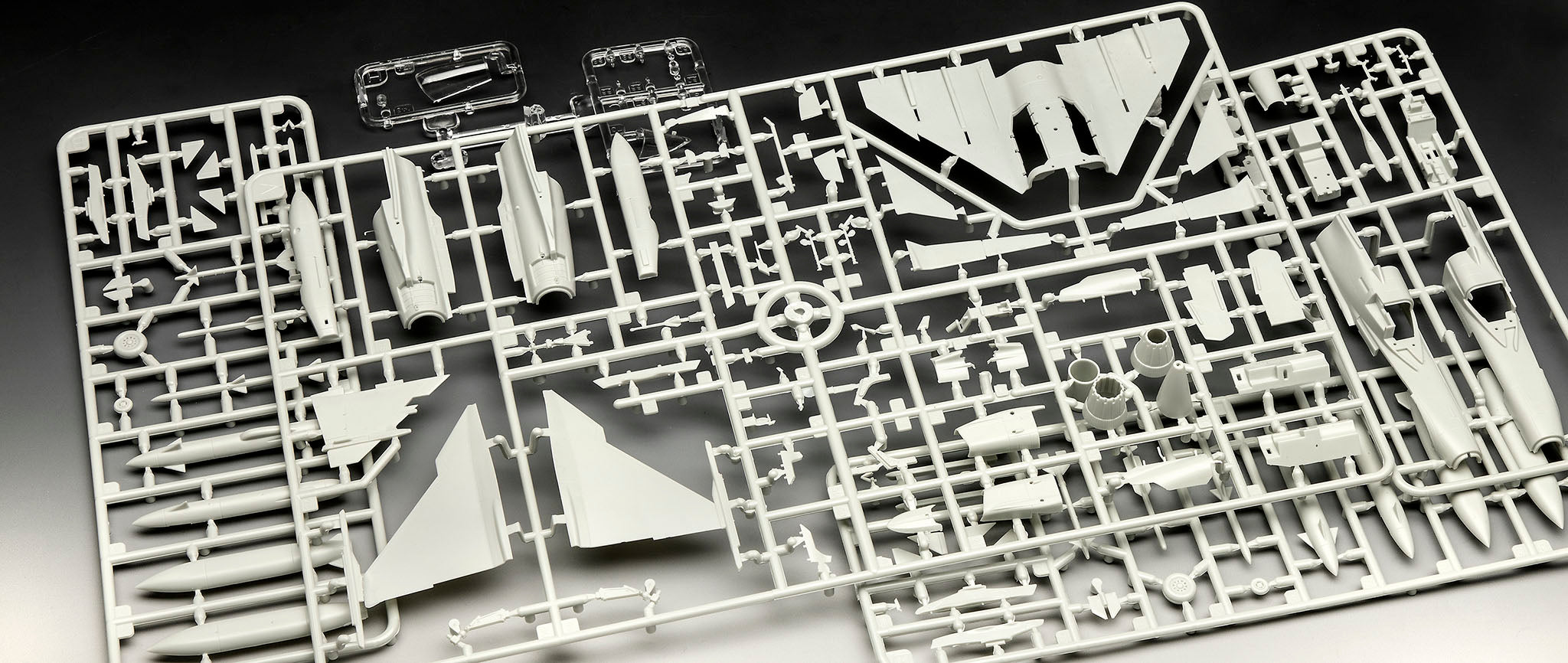 AEROMODEL SAAB JAS-39C GRIPEN - REVELL (RV03776)