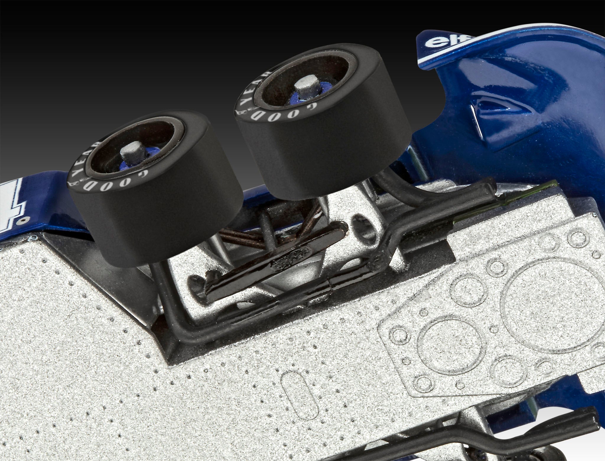 AUTOMACHETA TYRREL P34/2 - REVELL (RV07741)