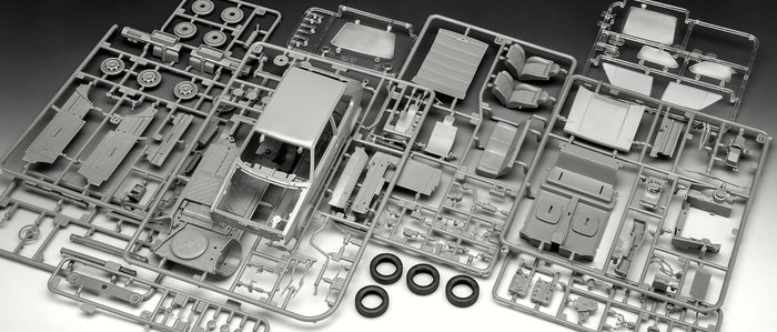 GIFT SET ANIVERSARE 50 ANI VW GOLF 1 GTI - REVELL (RV05623)