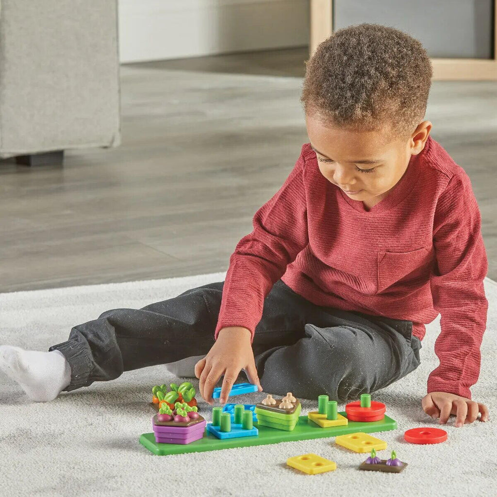 SORTEZ, POTRIVESC & MA DISTREZ - IN GRADINA - LEARNING RESOURCES (LER9810)