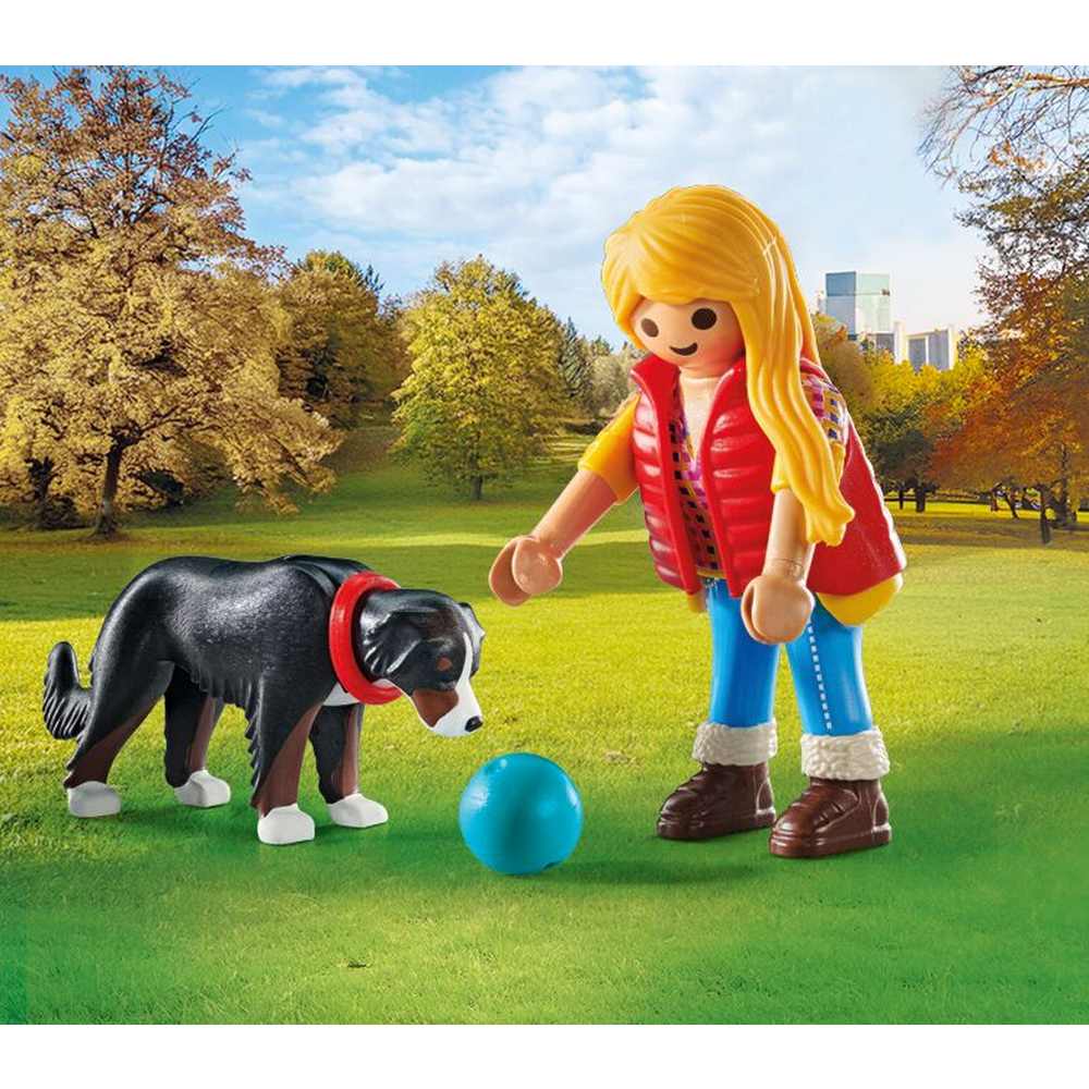 FIGURINA FEMEIE CU ANIMALUT DE COLECTIE CAINE DE MUNTE - PLAYMOBIL MY LIFE  (PM71738)