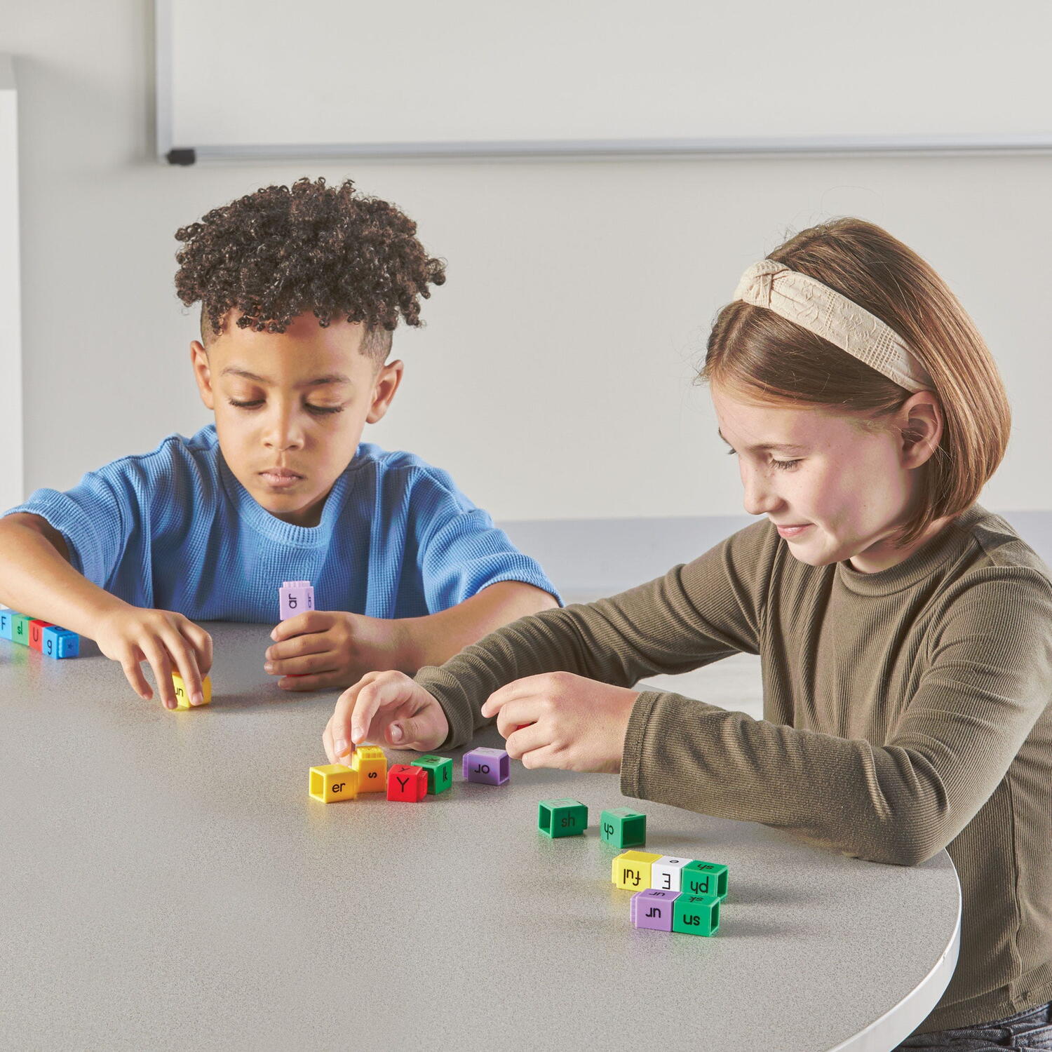 READING RODS® CUBES - PHONETICS ELEMENTS - HAND2MIND (95395)