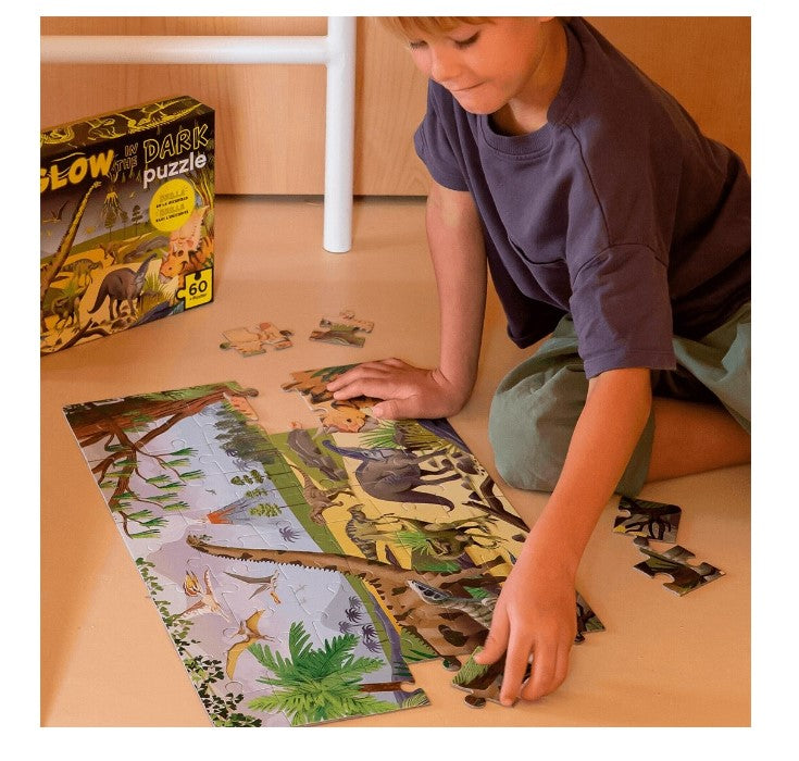PUZZLE CARE STRALUCESTE IN INTUNERIC, KIDS, 60 DE PIESE, DINOZAURI - APLI (APL19435)