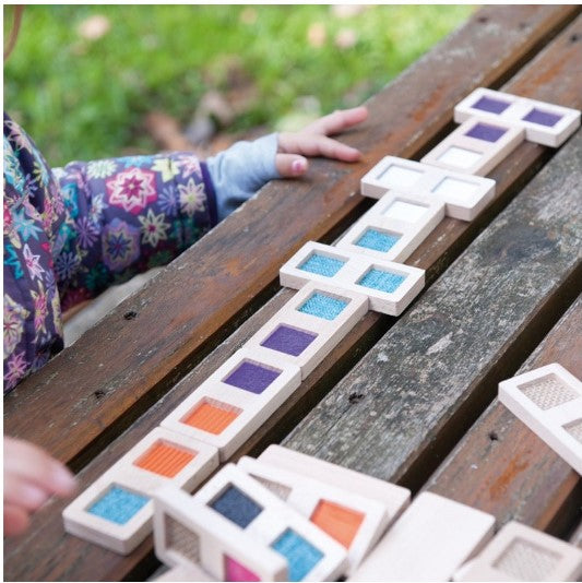 WOODEN DOMINO GAME, VARIOUS TEXTURES - ANDREU TOYS (ANT16115)