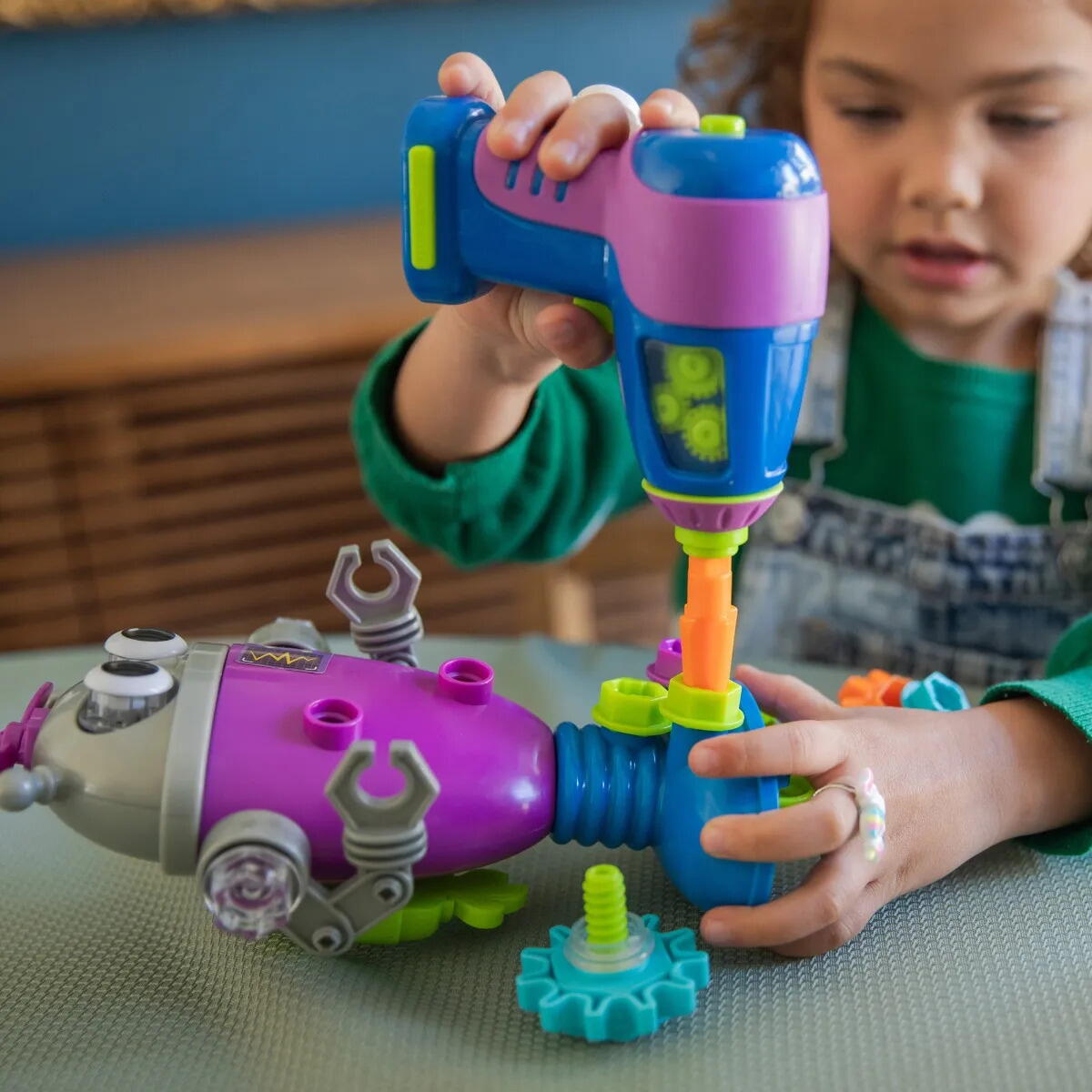 BORMASINA MAGICA - ATELIERUL ROBOTEILOR - EDUCATIONAL INSIGHTS (EI-4177)