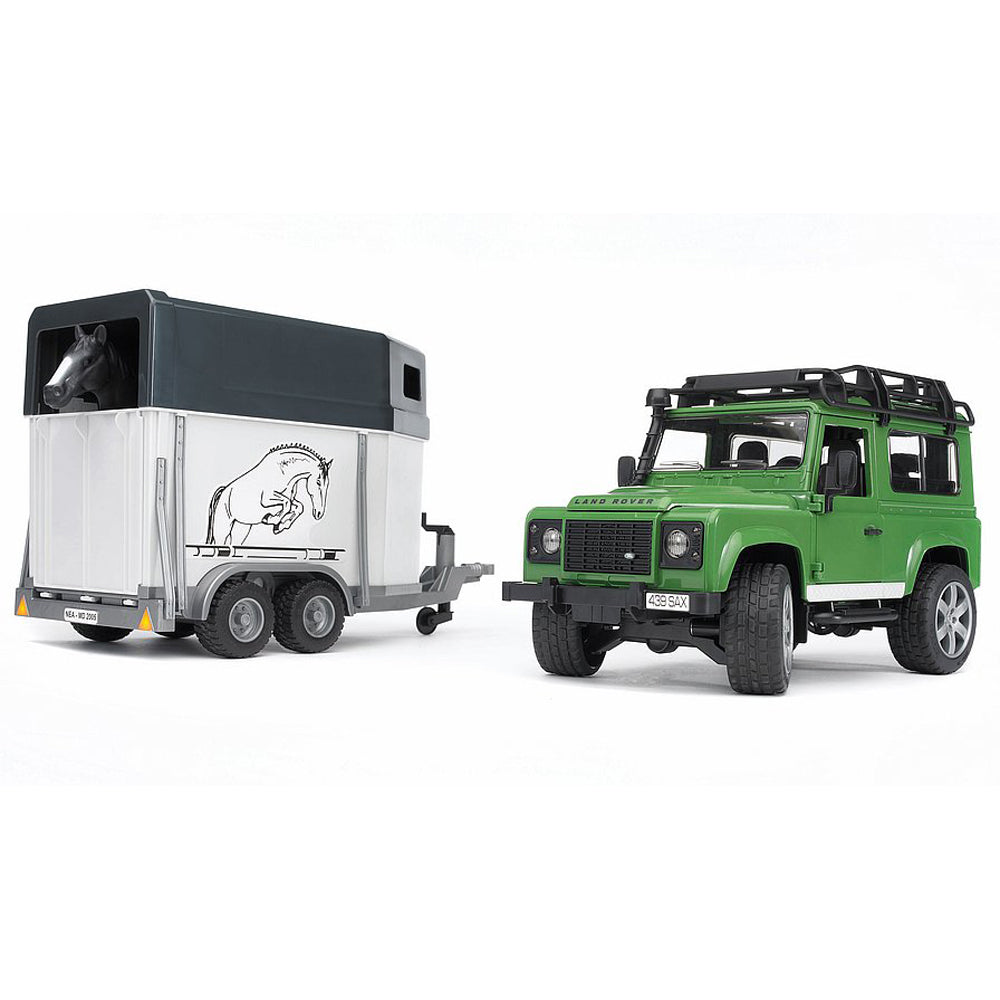 MASINA DE TEREN LAND ROVER DEFENDER CU REMORCA SI CAL - BRUDER (BR02592) - Libelula Vesela - Jucarii