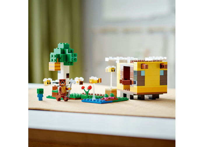 CASUTA ALBINELOR - LEGO MINECRAFT - LEGO (21241) - Libelula Vesela - Jucarii