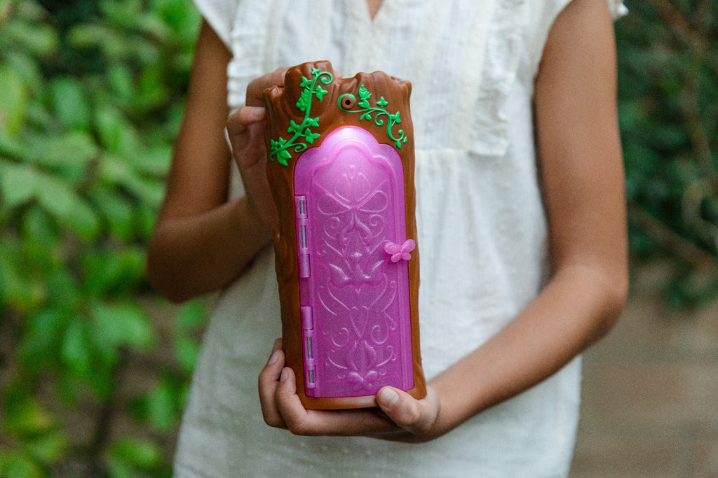 BRIGHT FAIRY FRIENDS - SET DE JOACA CU ZANA, CASUTA SI ACCESORII - FUNRISE TOYS (21259)