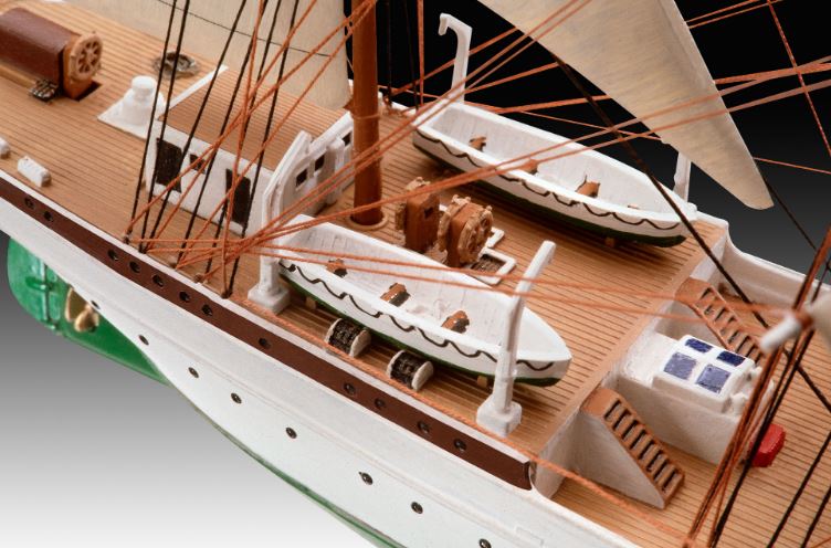 CORABIE GORCH FOCK - REVELL (RV05432) - Libelula Vesela - Carti