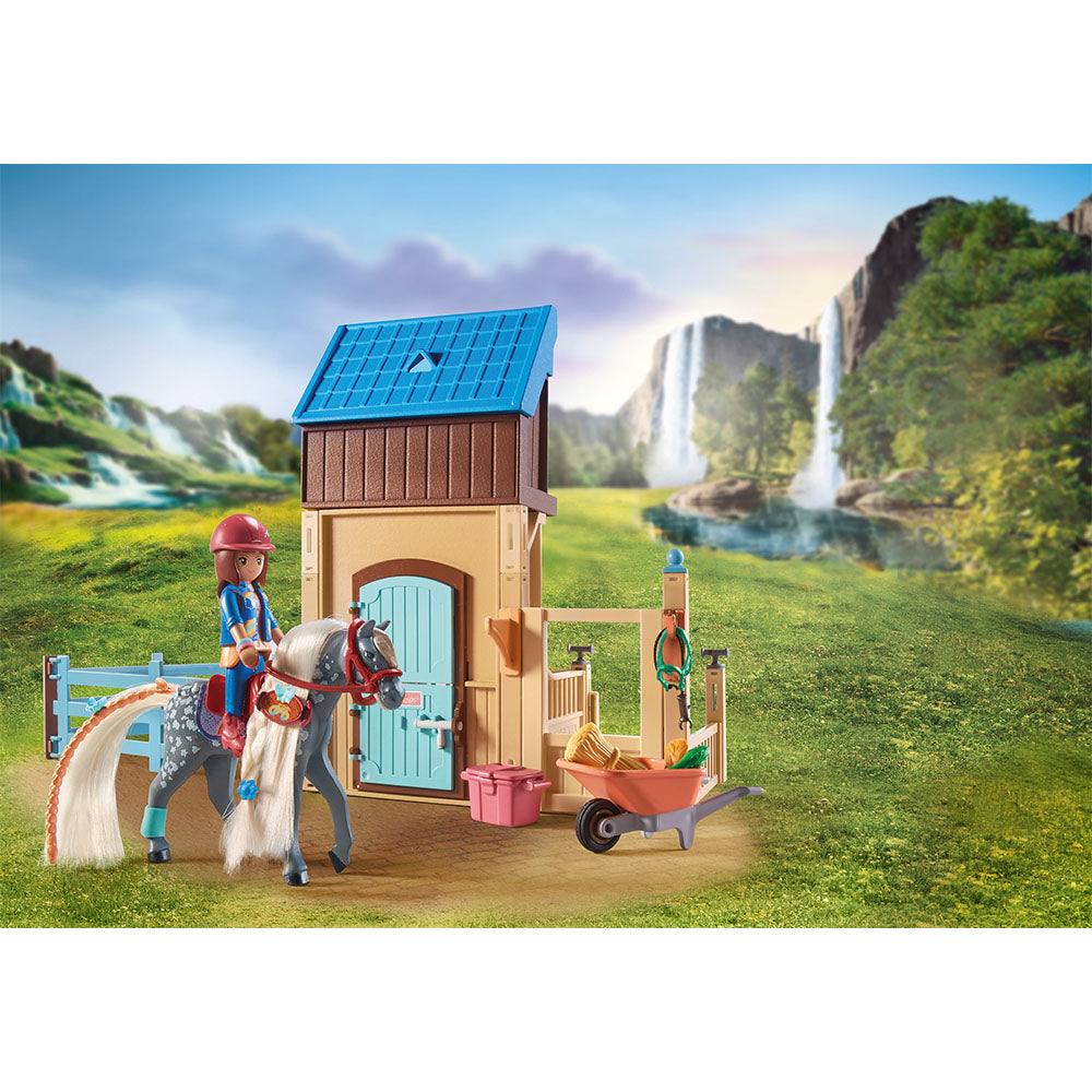 GRAJD CU AMELIA SI CALUTUL WHISPER - PLAYMOBIL HORSES OF WATERFALL (PM71353) - Libelula Vesela - Jucarii