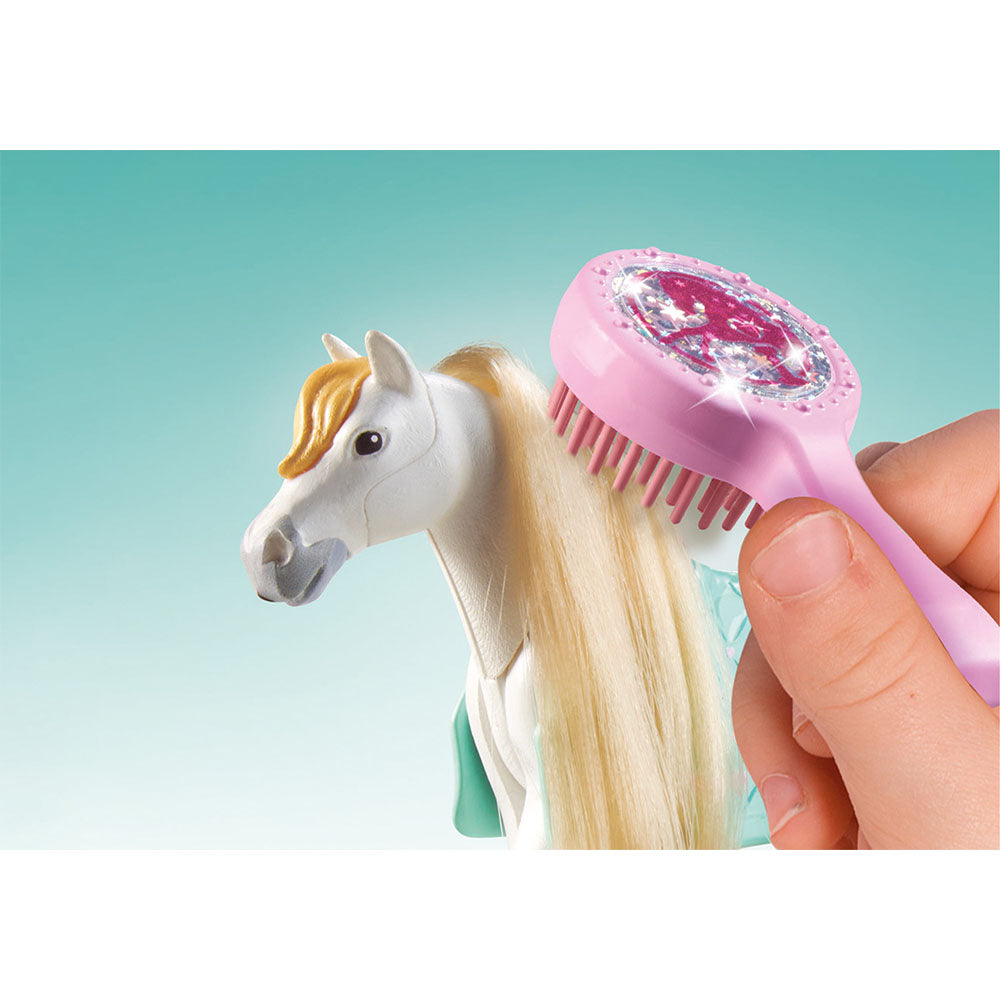 SPALATORIE CU ISABELLA SI CALUTUL LIONESS - PLAYMOBIL HORSES OF WATERFALL (PM71354) - Libelula Vesela - Jucarii