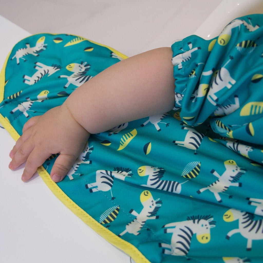 BAVETA CU MANECI SCURTE  - ZEBRE VESELE - TIDY TOT (TCBSSDZ) - Libelula Vesela - Puericultura