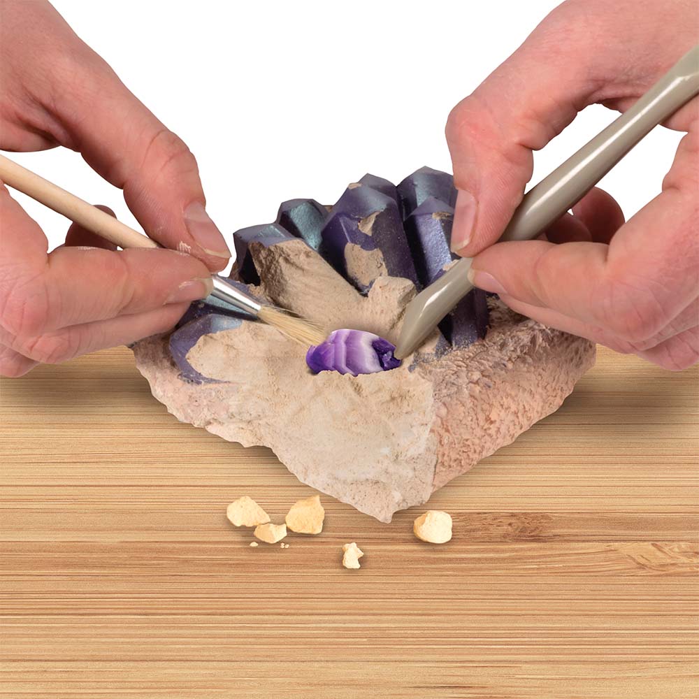 KIT CREATIV SA CAUTAM PIETRE PRETIOASE - NATIONAL GEOGRAPHIC (NG29646) - Libelula Vesela - Jucarii